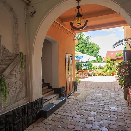 Nobless Boutique Residence-3